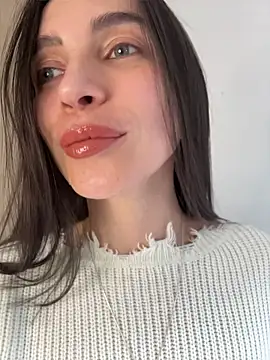 karinasantos  online show from 15, 6, 2026