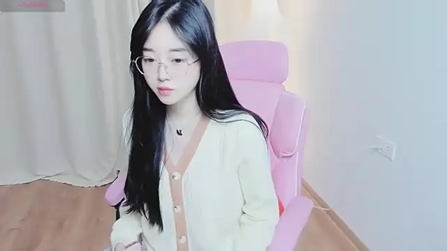 Miu-999 online show from 19, 12, 2025