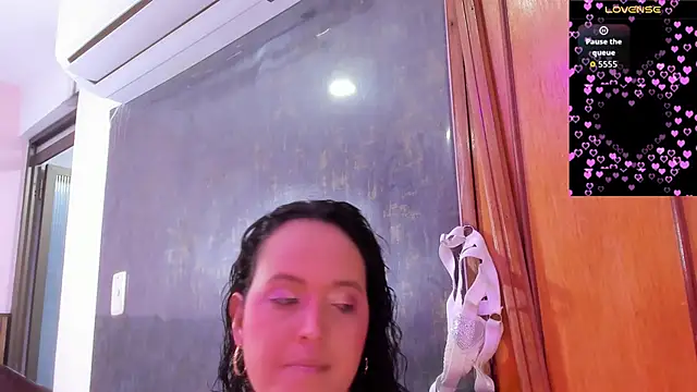 dalia roses online show from 22, 5, 2026