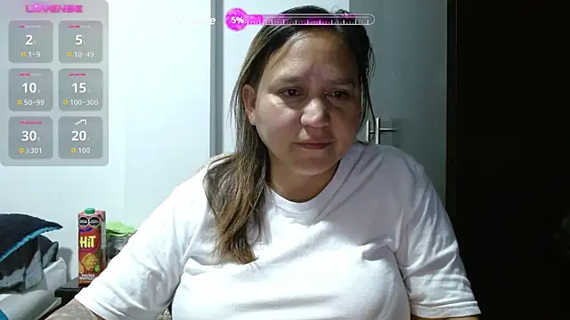 Snapshot of haashkyo chatting on 16, 9, 2025 haashkyo online show from 16, 9, 2025