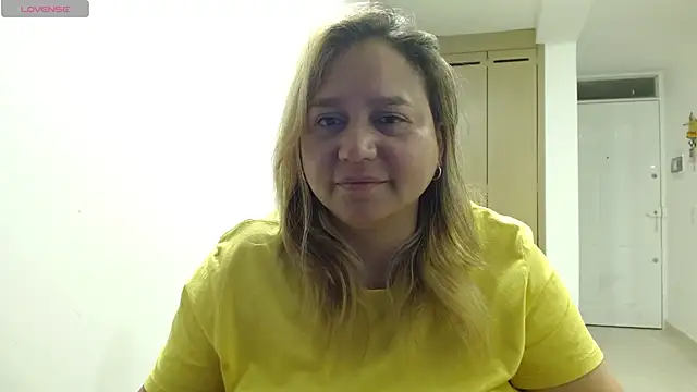 Snapshot of haashkyo chatting on 1, 6, 2026 haashkyo online show from 1, 6, 2026