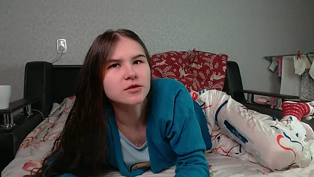 litle owl online show from 4, 6, 2026