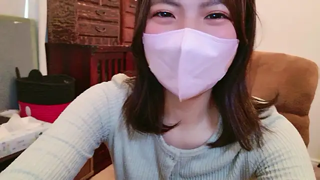 Snapshot of Fuwa_chan chatting on 10, 10, 2025 Fuwa chan online show from 10, 10, 2025