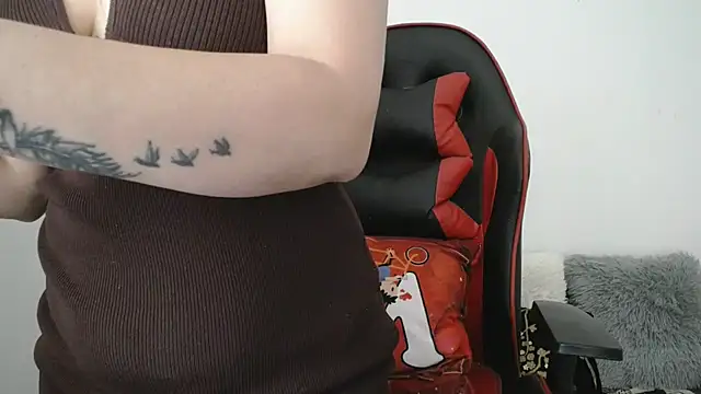 niya-cute online show from 22, 5, 2026