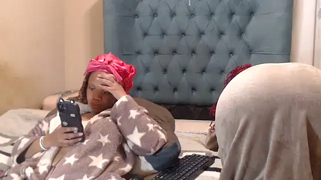Snapshot of EbonyEssence chatting on 11, 5, 2026 EbonyEssence online show from 11, 5, 2026