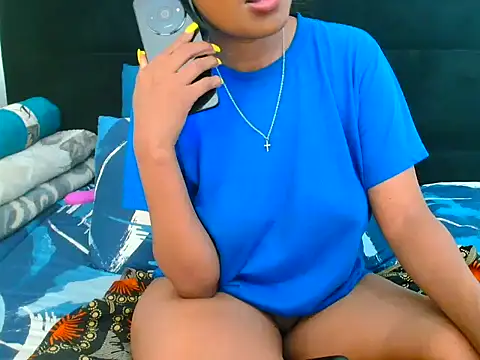 CreamySexyPussy online show from 28, 10, 2025