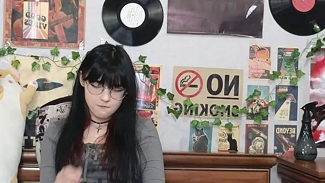 BereniceBattersby online show from 3, 11, 2025