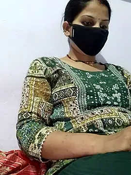 poojam93 online show from 4, 11, 2025