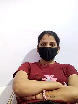 poojam93 online show from 13, 10, 2025