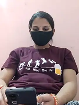 poojam93 online show from 17, 12, 2025