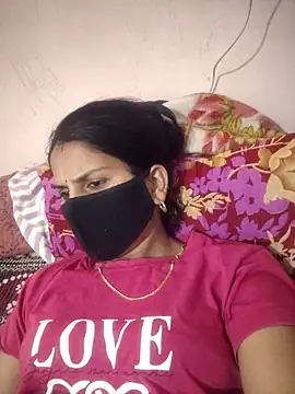 Snapshot of poojam93 chatting on 11, 5, 2026 poojam93 online show from 11, 5, 2026