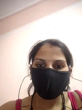 Snapshot of poojam93 chatting on 5, 5, 2026 poojam93 online show from 5, 5, 2026