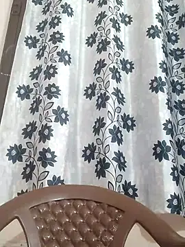 poojam93 online show from 6, 4, 2026