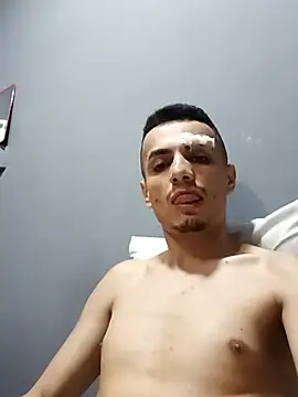 Snapshot of pitersonntt chatting on 7, 11, 2025 pitersonntt online show from 7, 11, 2025