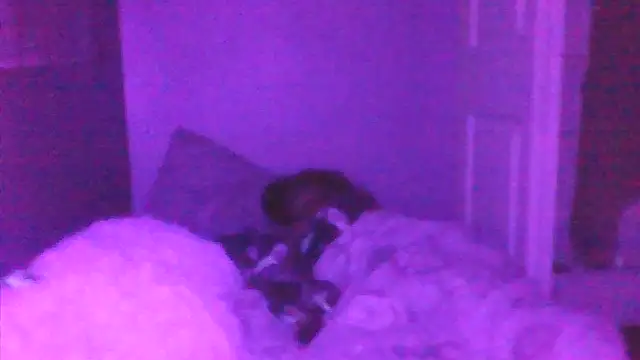 Snapshot of sarahkat86 chatting on 26, 10, 2025 sarahkat86 online show from 26, 10, 2025