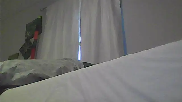 sarahkat86 online show from 12, 4, 2026