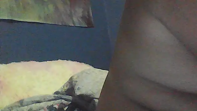 Snapshot of sarahkat86 chatting on 28, 10, 2025 sarahkat86 online show from 28, 10, 2025