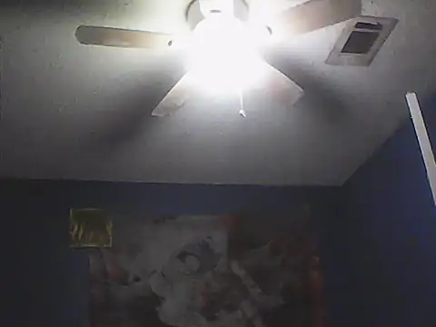 Snapshot of sarahkat86 chatting on 30, 10, 2025 sarahkat86 online show from 30, 10, 2025