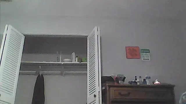 sarahkat86 online show from 3, 5, 2026