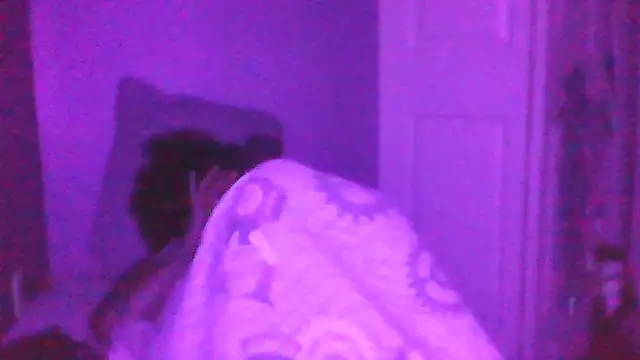 Snapshot of sarahkat86 chatting on 24, 10, 2025 sarahkat86 online show from 24, 10, 2025