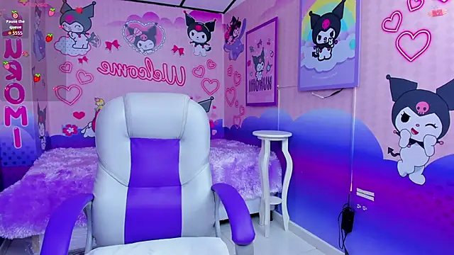 Snapshot of michell__petit_ chatting on 19, 9, 2025 michell petit online show from 19, 9, 2025