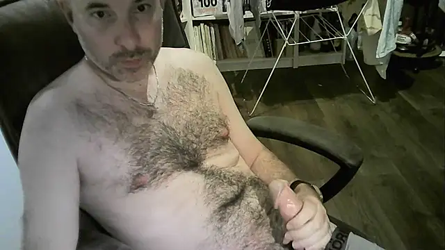 Chrisprngr online show from 13, 7, 2026