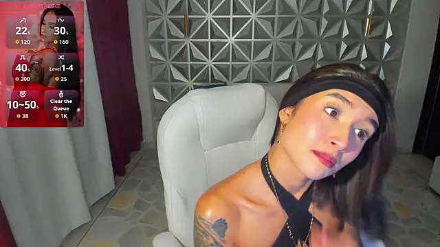 Snapshot of hellen_tease chatting on 7, 7, 2026 hellen tease online show from 7, 7, 2026