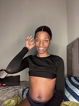 Snapshot of Trans_fairy chatting on 5, 5, 2026 Trans fairy online show from 5, 5, 2026