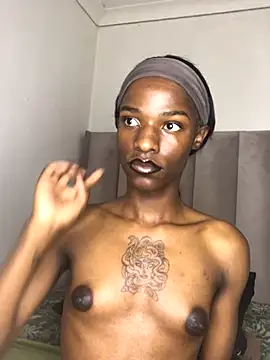 Snapshot of Trans_fairy chatting on 12, 10, 2025 Trans fairy online show from 12, 10, 2025