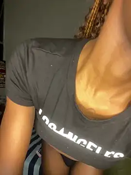 Trans fairy online show from 4, 3, 2026