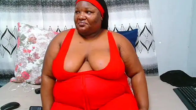 ChubbyBoobsxxx online show from 12, 3, 2026