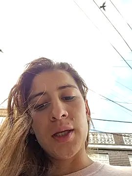 Snapshot of aytanna_torrez chatting on 22, 10, 2025 aytanna torrez online show from 22, 10, 2025