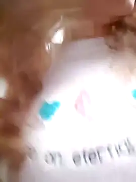 Snapshot of aytanna_torrez chatting on 25, 11, 2025 aytanna torrez online show from 25, 11, 2025