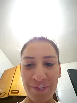 Snapshot of aytanna_torrez chatting on 18, 10, 2025 aytanna torrez online show from 18, 10, 2025