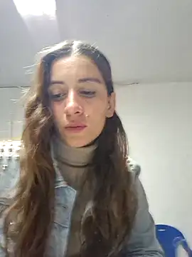 Snapshot of aytanna_torrez chatting on 29, 10, 2025 aytanna torrez online show from 29, 10, 2025