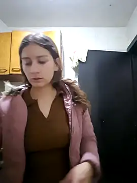 Snapshot of aytanna_torrez chatting on 2, 12, 2025 aytanna torrez online show from 2, 12, 2025