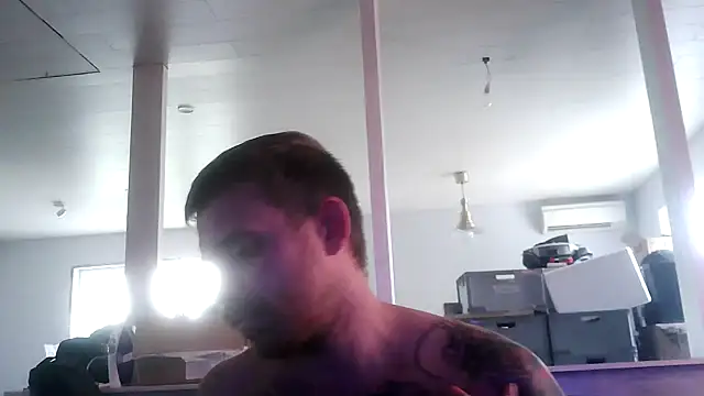 Snapshot of Bikerhot883hd chatting on 15, 10, 2025 Bikerhot883hd online show from 15, 10, 2025