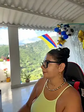 samanthahut1 online show from 24, 6, 2026