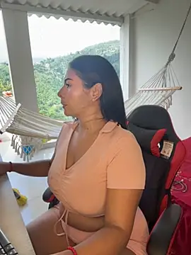 Snapshot of samanthahut1 chatting on 6, 5, 2026 samanthahut1 online show from 6, 5, 2026