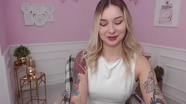 LilFleurish online show from 4, 2, 2026