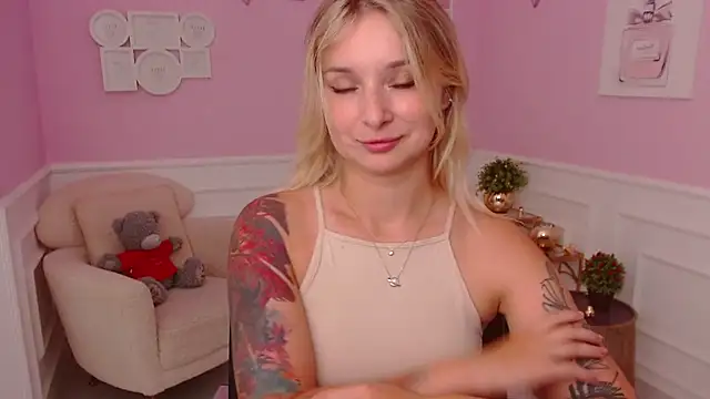 LilFleurish online show from 8, 7, 2026