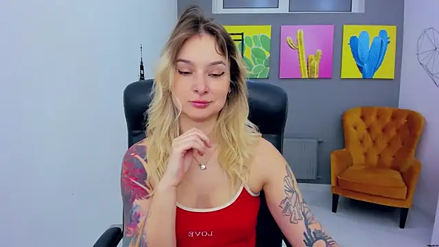 LilFleurish online show from 14, 4, 2026