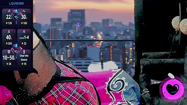 SultanaLayla online show from 11, 11, 2025