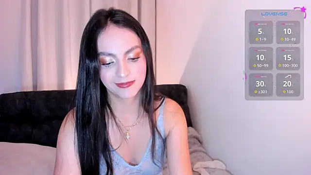 Snapshot of sarah_saenz_ chatting on 28, 4, 2026 sarah saenz online show from 28, 4, 2026