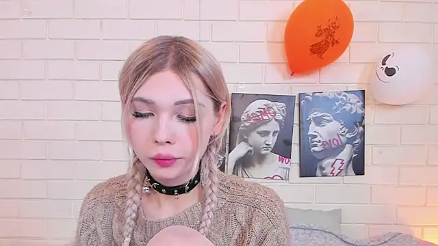 Blondy Fina online show from 7, 11, 2025