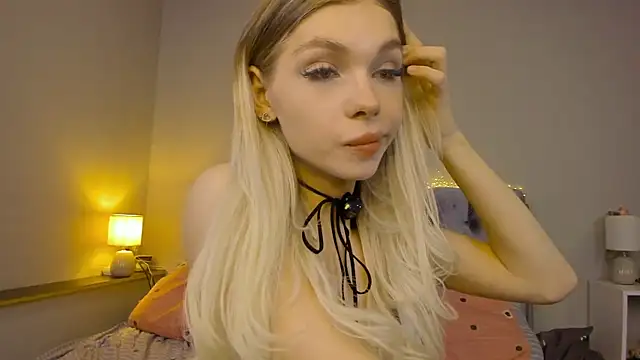 Snapshot of Blondy_Fina chatting on 20, 6, 2026 Blondy Fina online show from 20, 6, 2026