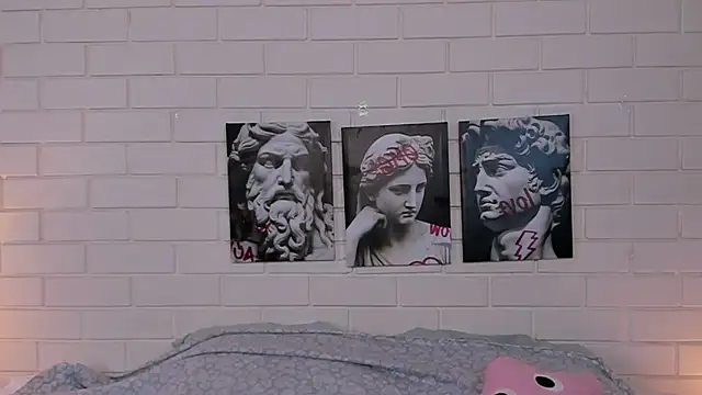 Blondy Fina online show from 27, 10, 2025