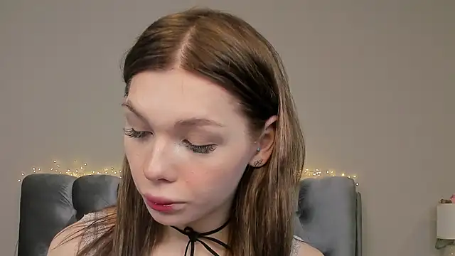 Snapshot of Blondy_Fina chatting on 6, 7, 2026 Blondy Fina online show from 6, 7, 2026