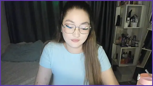 Snapshot of lyra_x chatting on 1, 10, 2025 lyra x online show from 1, 10, 2025