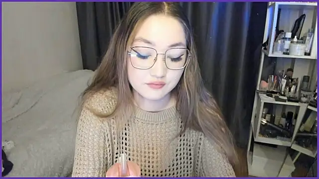 lyra x online show from 12, 10, 2025